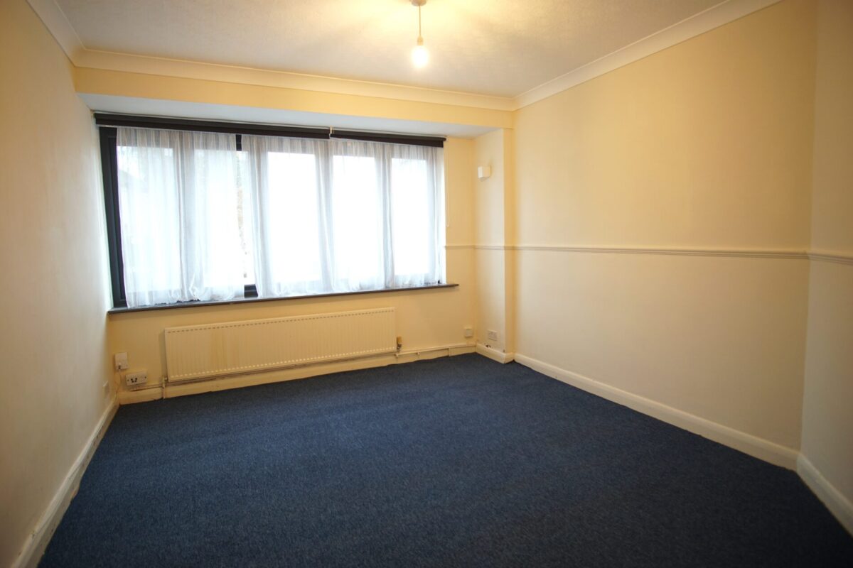 Empire Road, Perivale, UB6