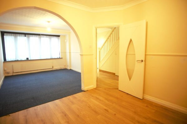 Empire Road, Perivale, UB6