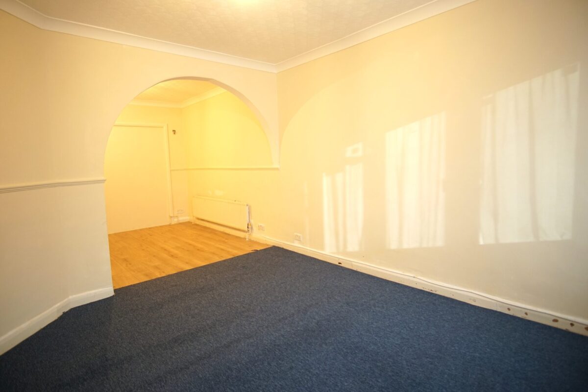 Empire Road, Perivale, UB6