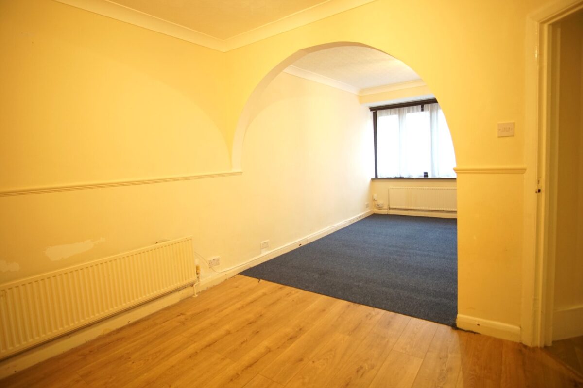 Empire Road, Perivale, UB6