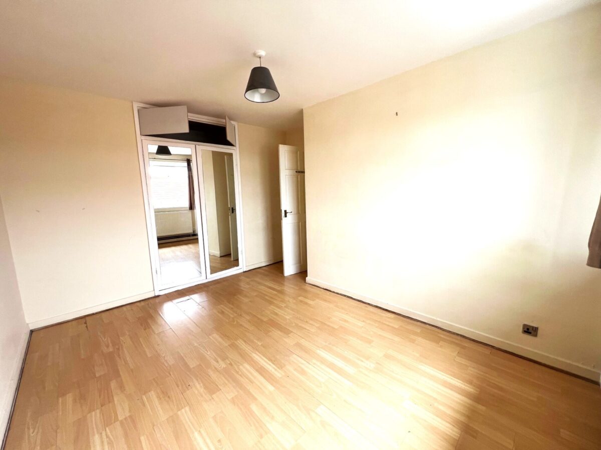 Chichester court, Queensbury, HA71