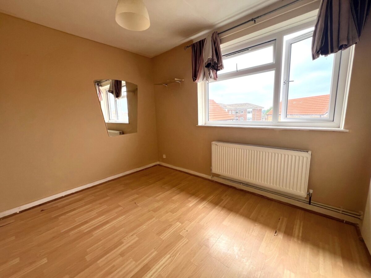 Chichester court, Queensbury, HA71