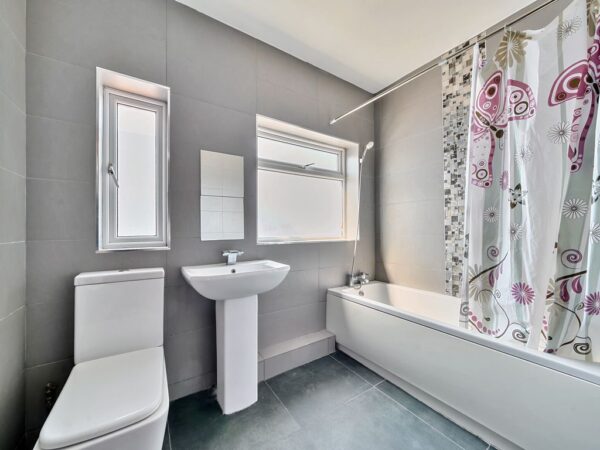 Burgess Avenue, Kingsbury, NW9