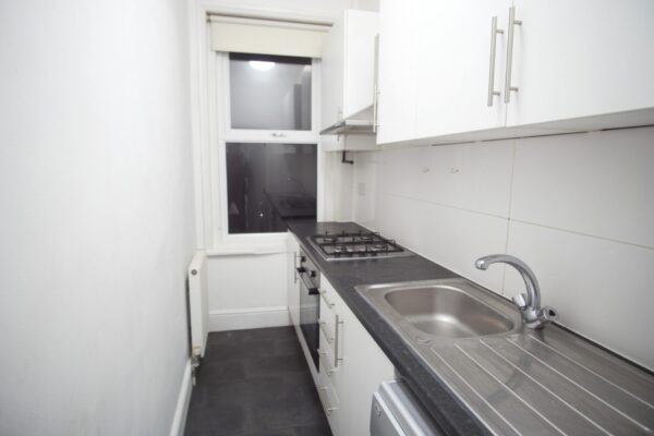 Yew Grove, cricklewood, NW2