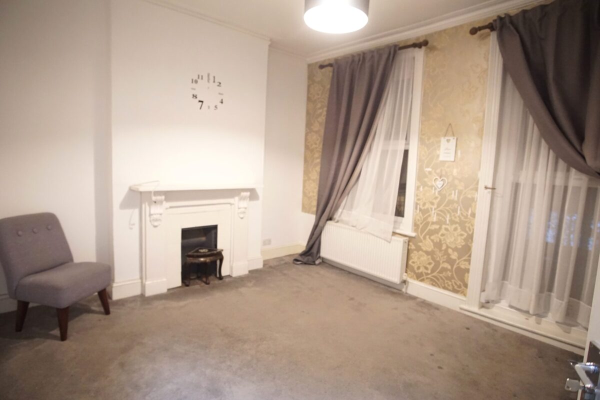 Yew Grove, cricklewood, NW2