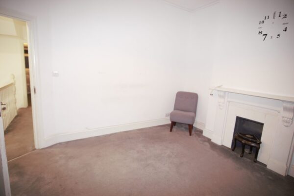 Yew Grove, cricklewood, NW2