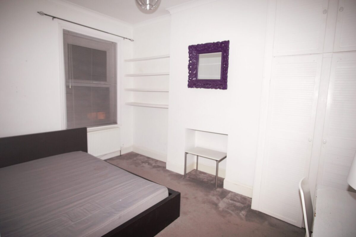 Yew Grove, cricklewood, NW2