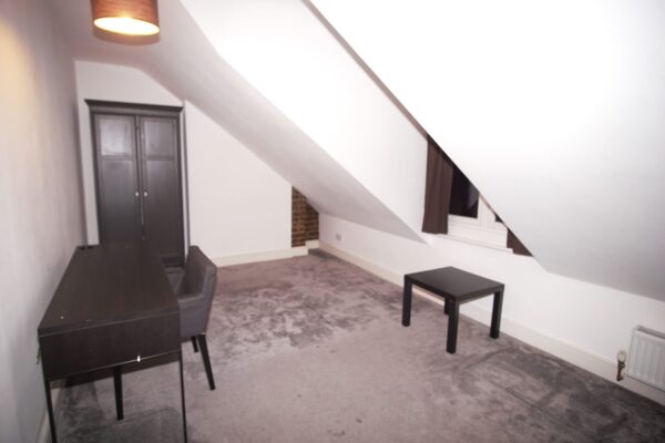 Yew Grove, cricklewood, NW2