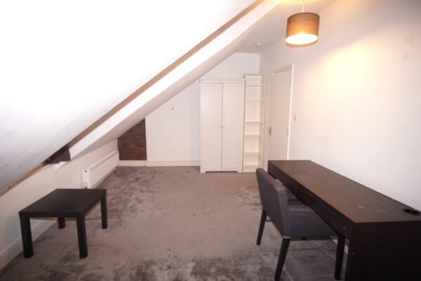 Yew Grove, cricklewood, NW2