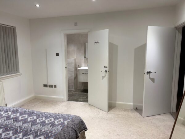 White house drive, Stanmore, HA74NQ