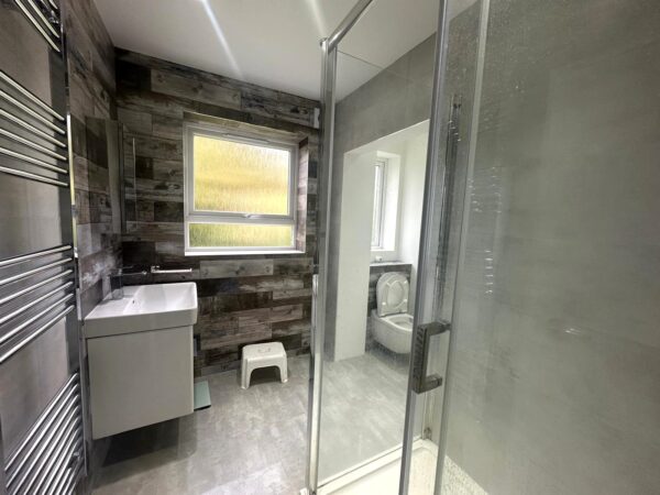 White house drive, Stanmore, HA74NQ