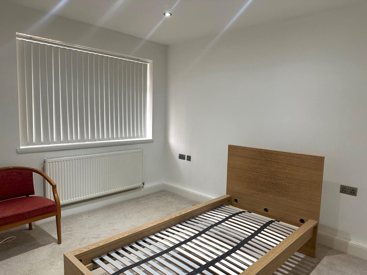 White house drive, Stanmore, HA74NQ