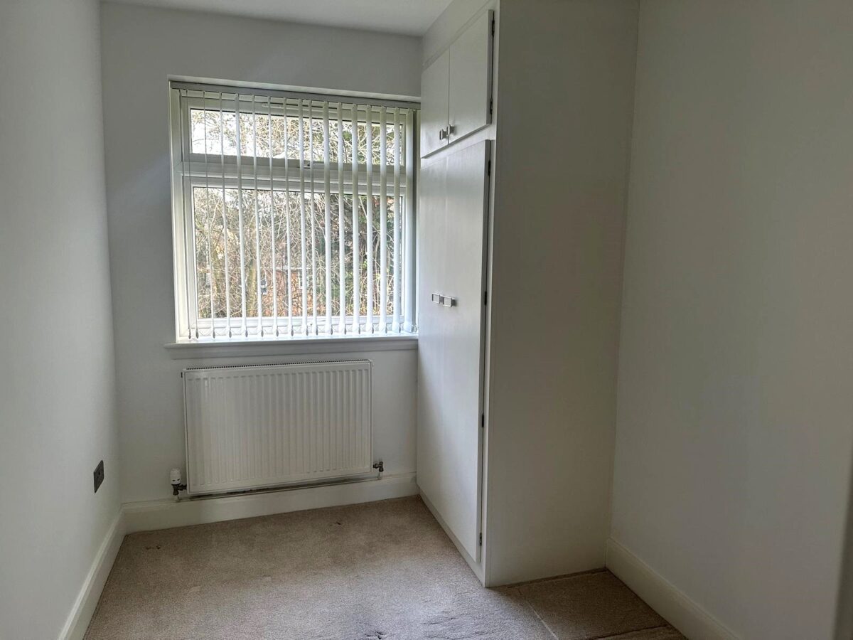 White house drive, Stanmore, HA74NQ