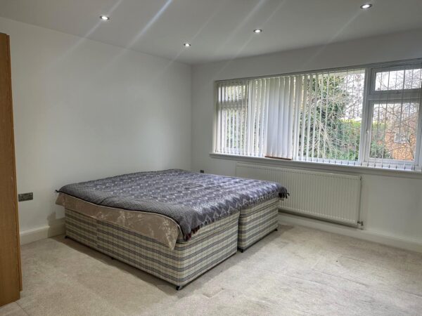 White house drive, Stanmore, HA74NQ