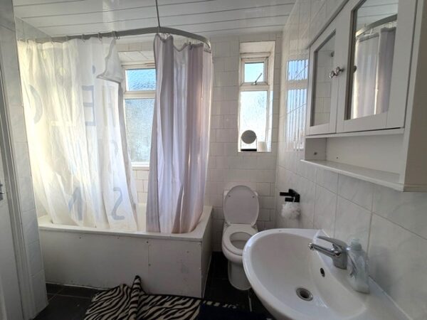 Pinner Road, Harrow, HA1