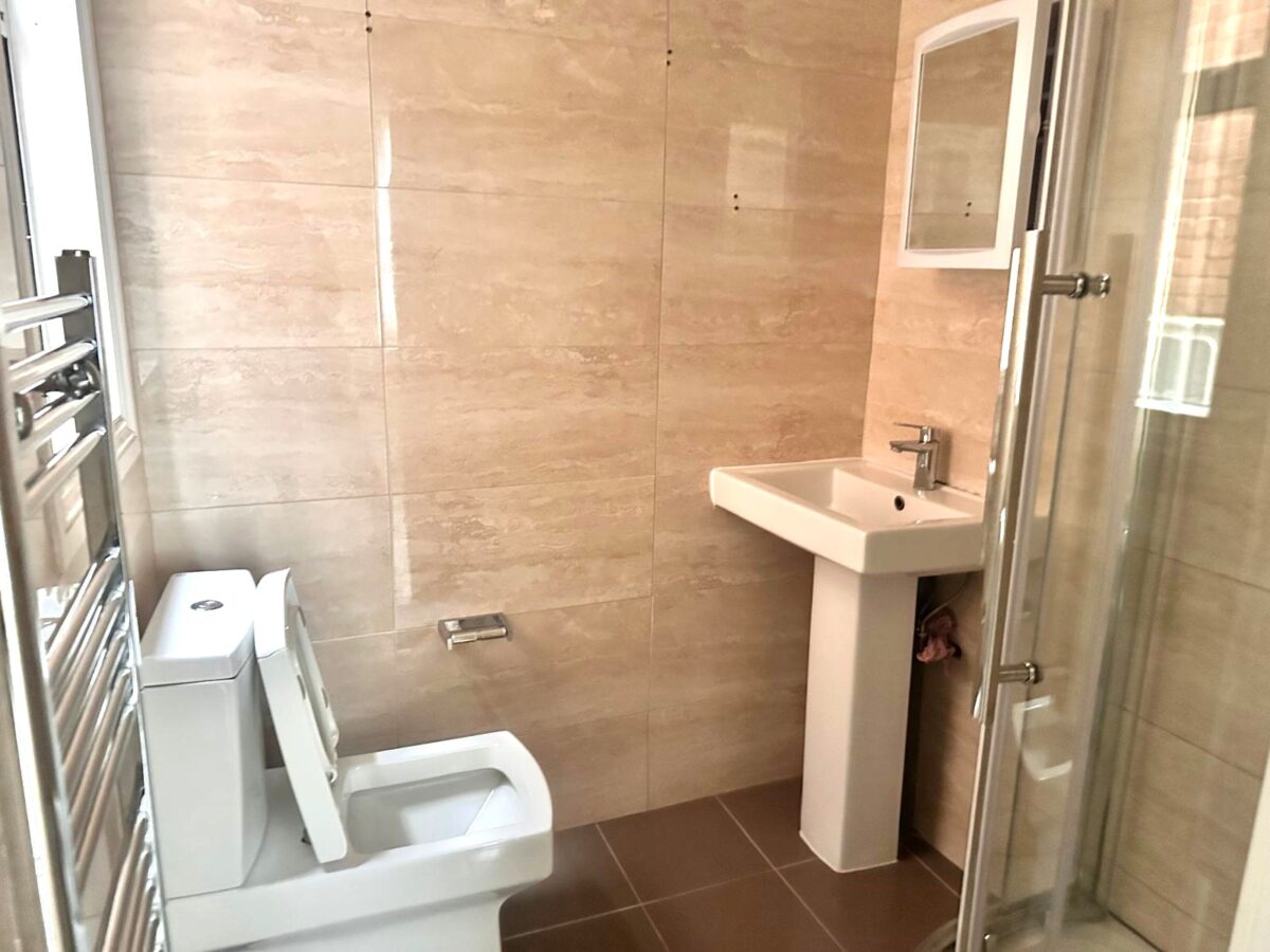 Cricklewood Broadway, cricklewood, NW2