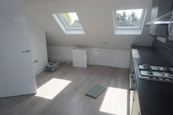 Coniston Avenue, Parivale, UB6