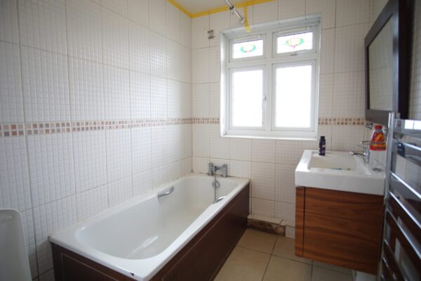 Rydal gardens, Wembley, HA9