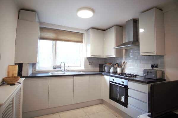 Oldridge Road, London, SW12