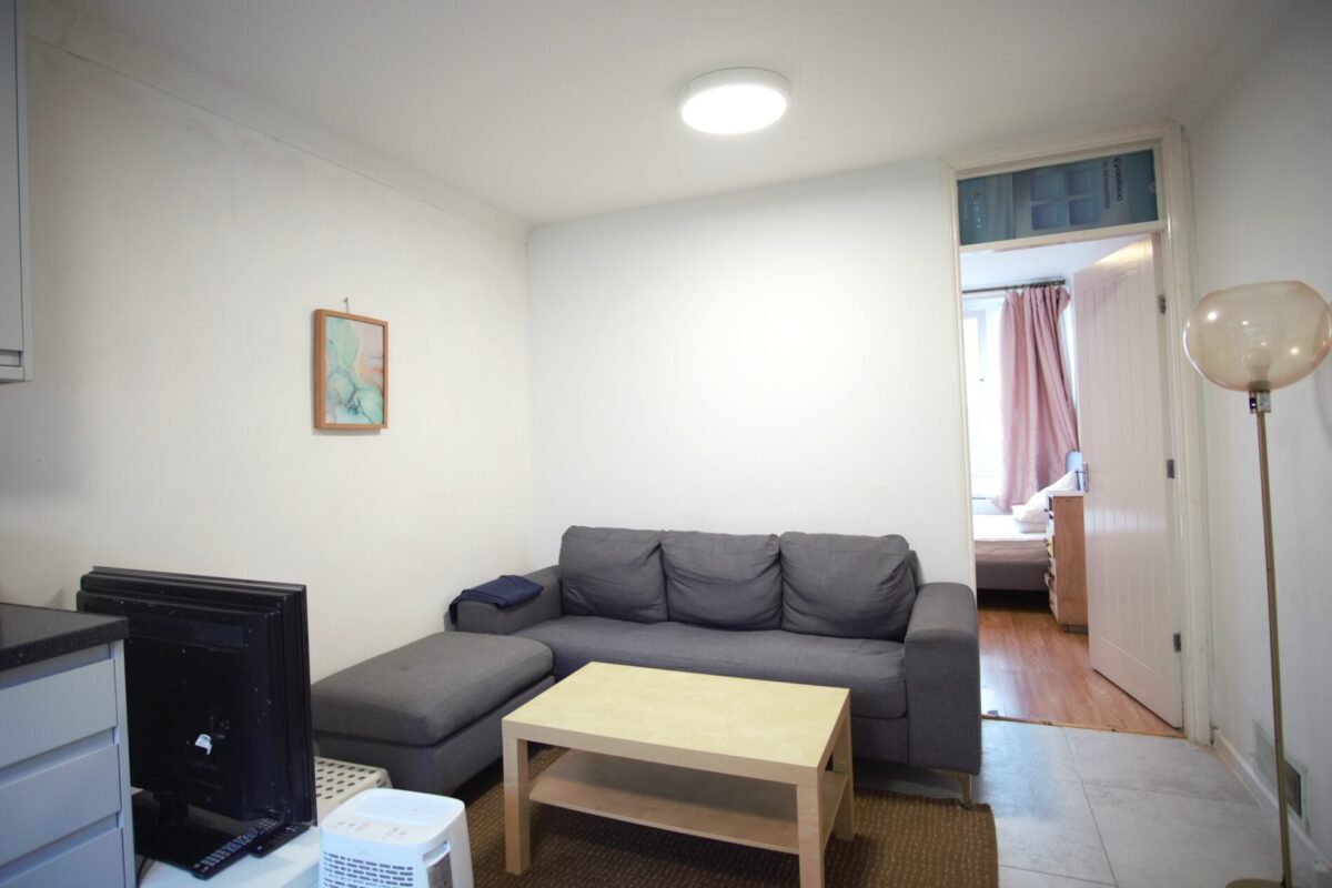 Oldridge Road, London, SW12