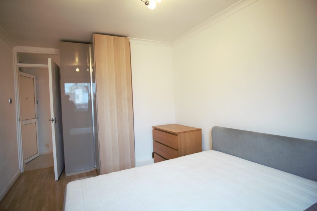 Oldridge Road, London, SW12