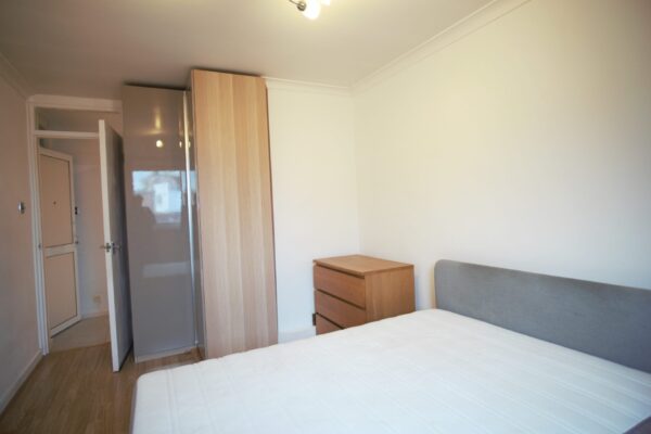 Oldridge Road, London, SW12