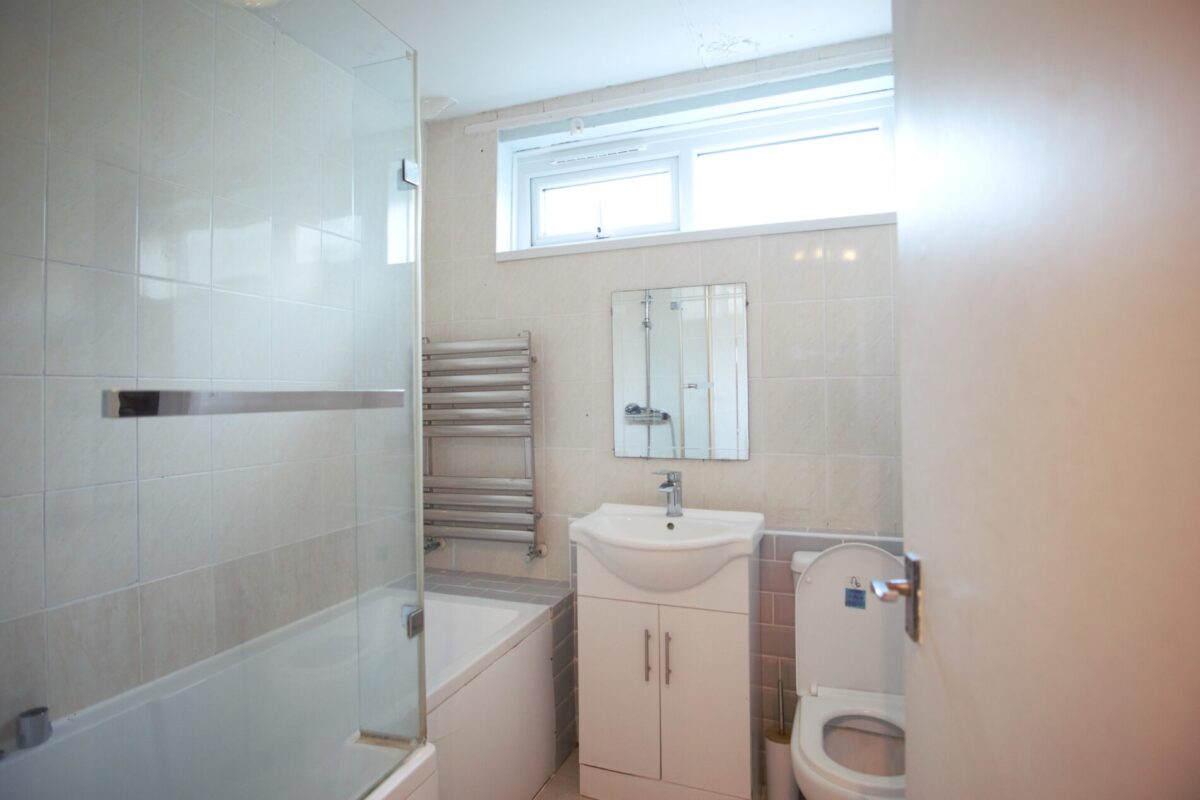 Oldridge Road, London, SW12