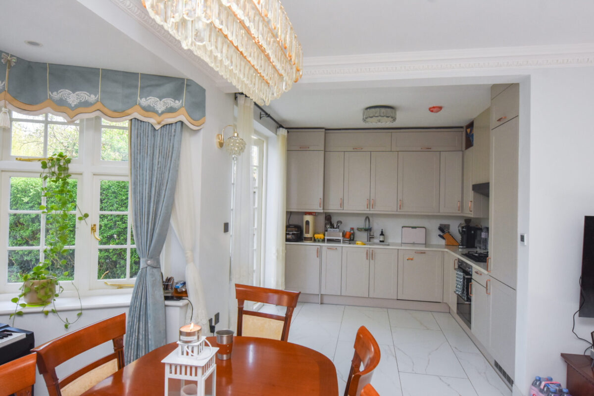 Oakwood Road, London, NW11