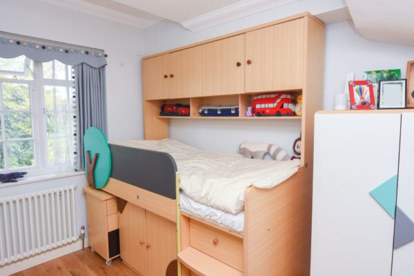 Oakwood Road, London, NW11