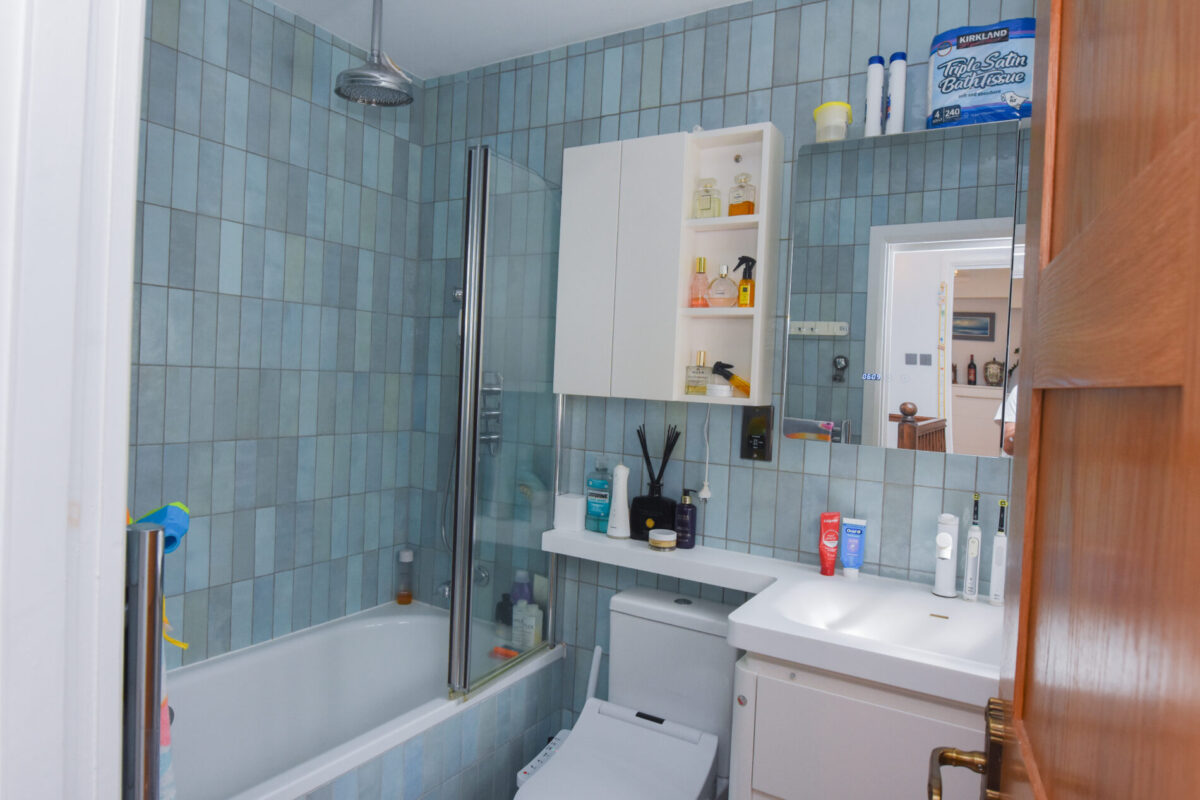 Oakwood Road, London, NW11