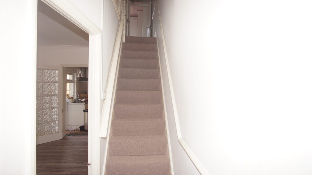 Queens Avenue, Watford, WD18