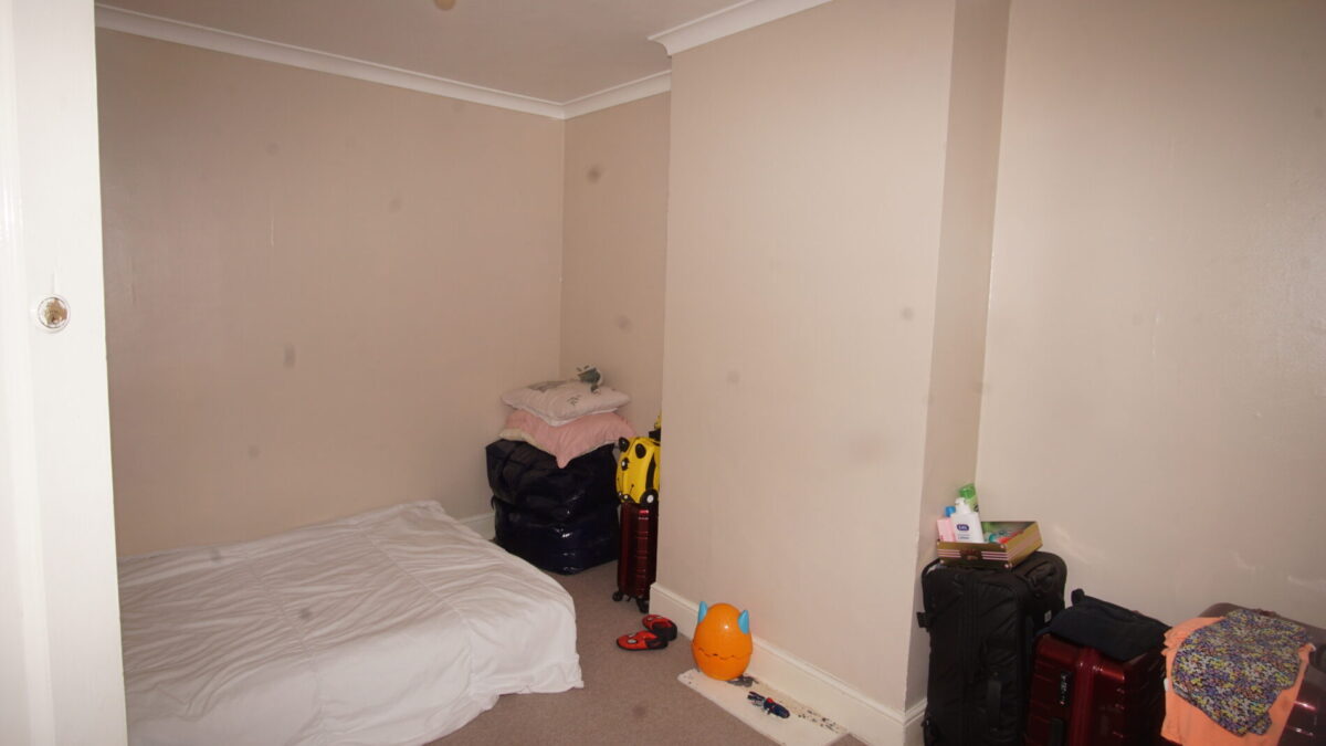 Queens Avenue, Watford, WD18