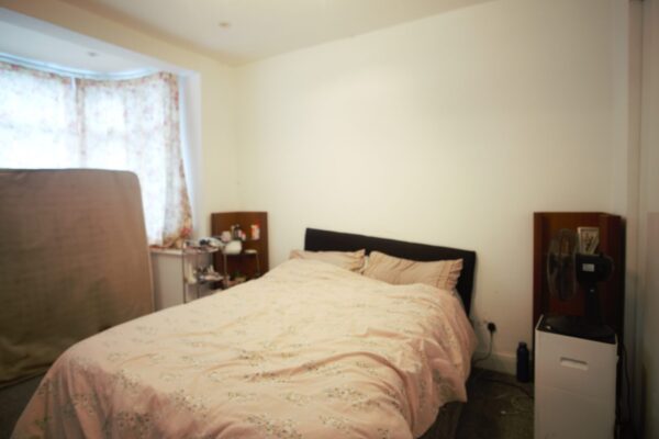 Coniston Avenue, Parivale, UB68ED