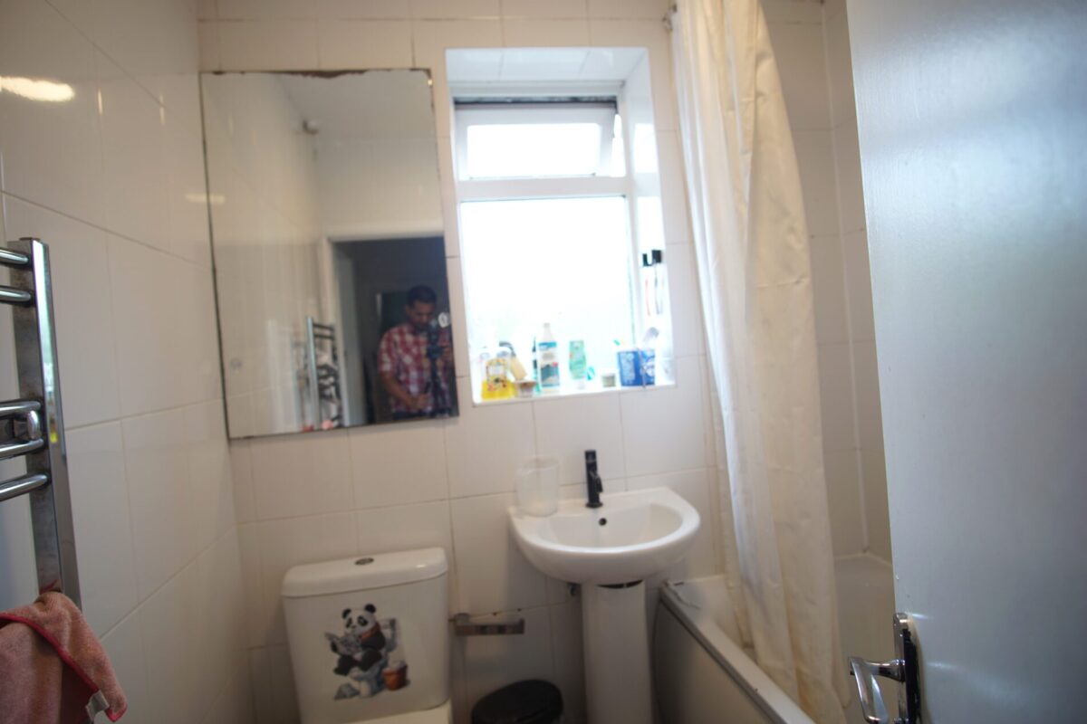 Coniston Avenue, Parivale, UB68ED