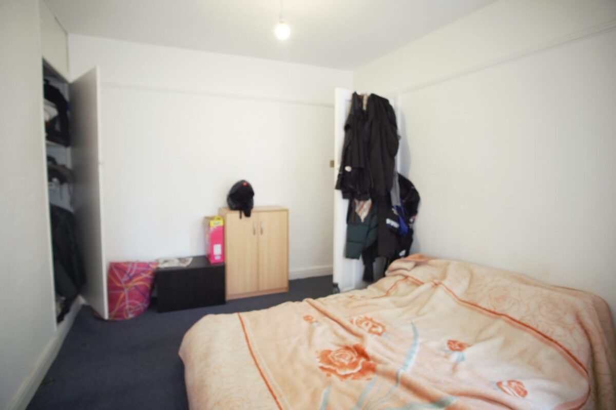 Coniston Avenue, Parivale, UB68ED