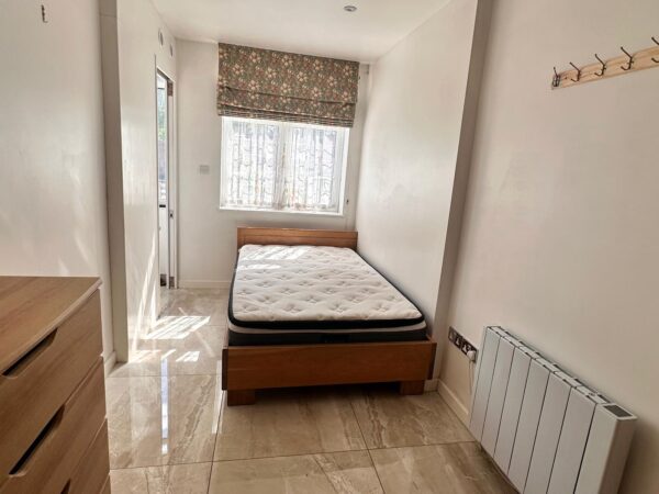 Kenton park Avenue, Harrow, HA3
