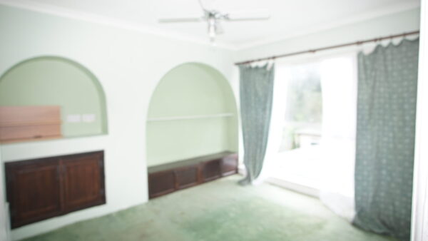 Coniston Avenue, Parivale, UB68EG