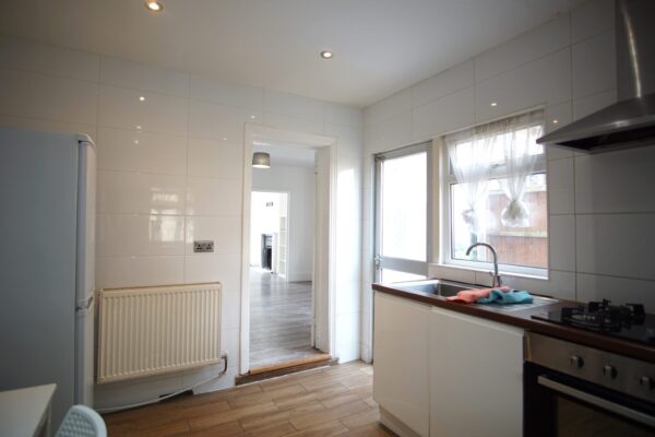 Queens Avenue, Watford, WD18