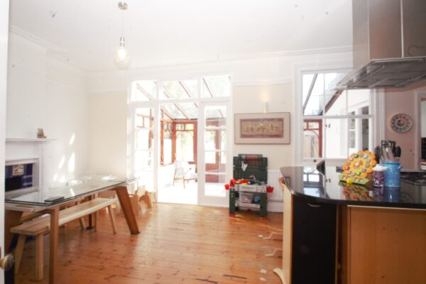 Willington road, Pinner, HA54NF