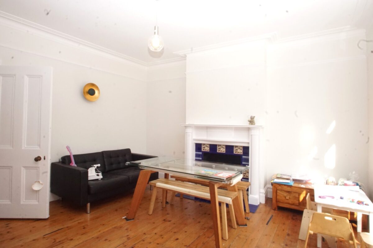 Willington road, Pinner, HA54NF