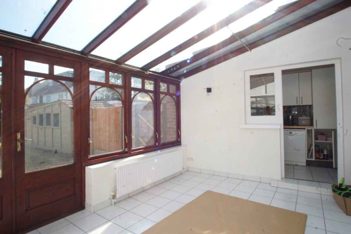 Willington road, Pinner, HA54NF