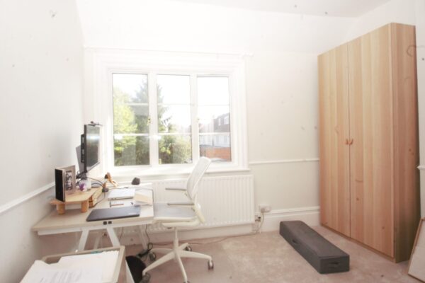 Willington road, Pinner, HA54NF