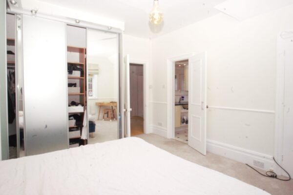 Willington road, Pinner, HA54NF