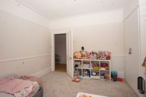 Willington road, Pinner, HA54NF