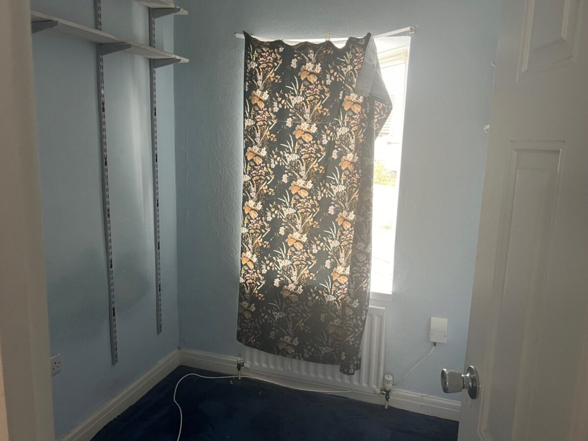 Coniston Avenue, Parivale, UB68EG