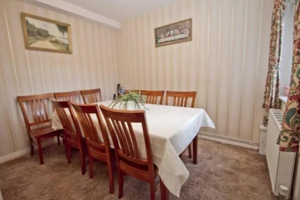 Bridge Street, Pinner, HA5