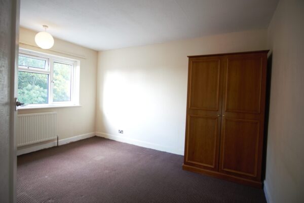 Shaftesbury avenue, South Harrow, HA20AN