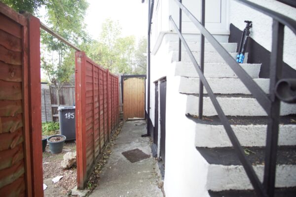 Shaftesbury avenue, South Harrow, HA20AN