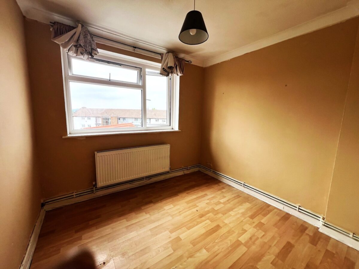 Chichester court, Queensbury, HA71
