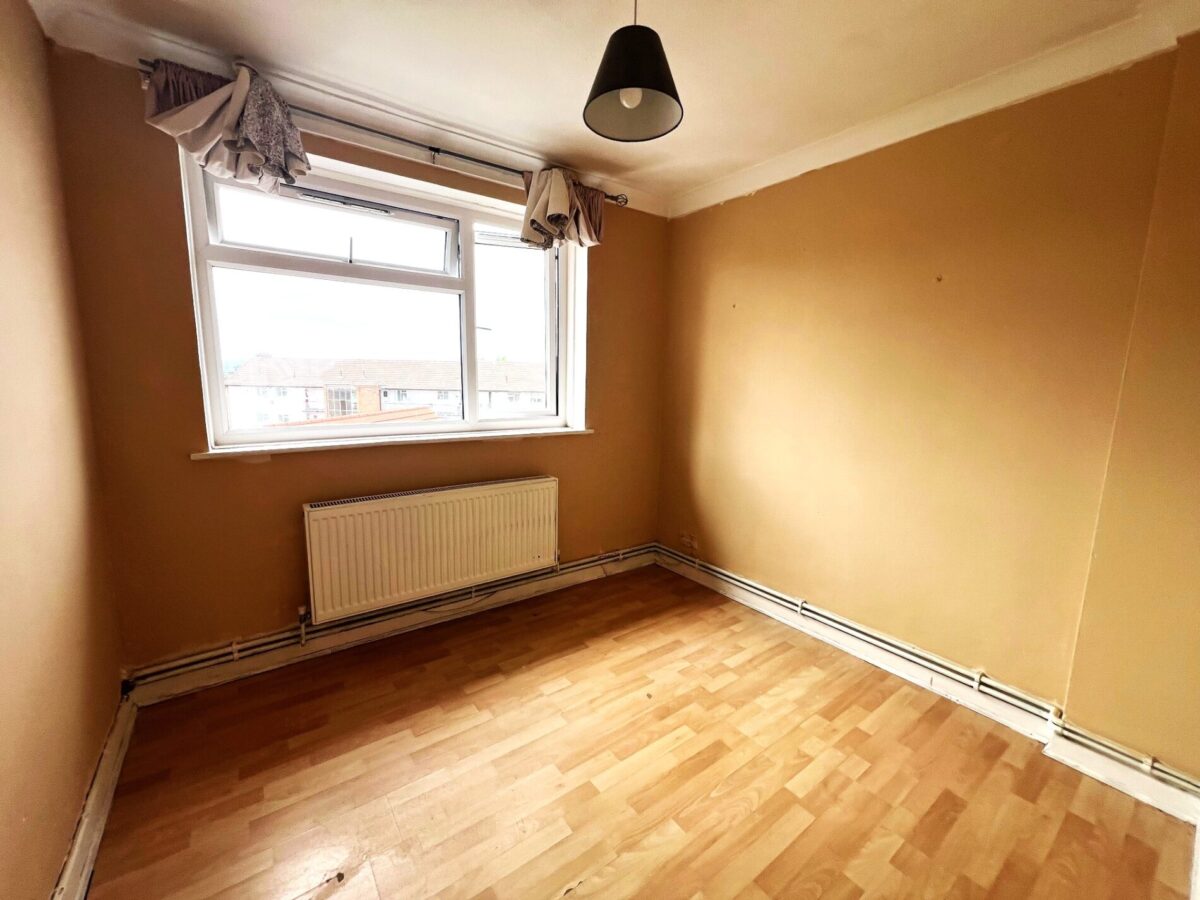 Chichester court, Queensbury, HA71